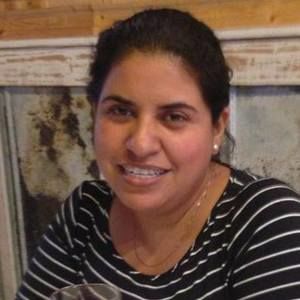 Meet your Posher, Esperanza